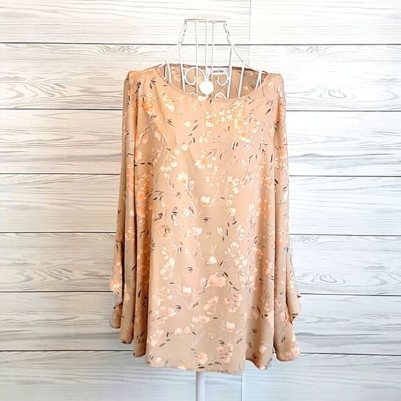 Calvin Klein bell flutter sleeved blouse floral print Women's Size M - Picture 1 of 10